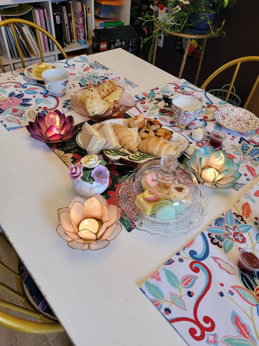 Highlights, Queen of Hearts Tea House
