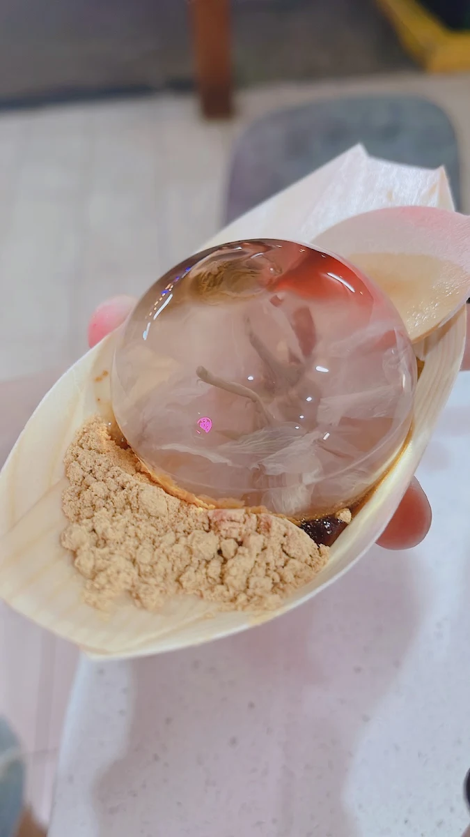 Sakura Raindrop Cake, Sweet Dessert Shop