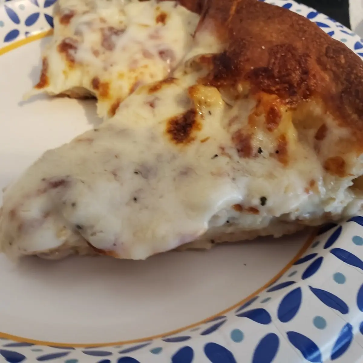 Chicken Alfredo Pizza