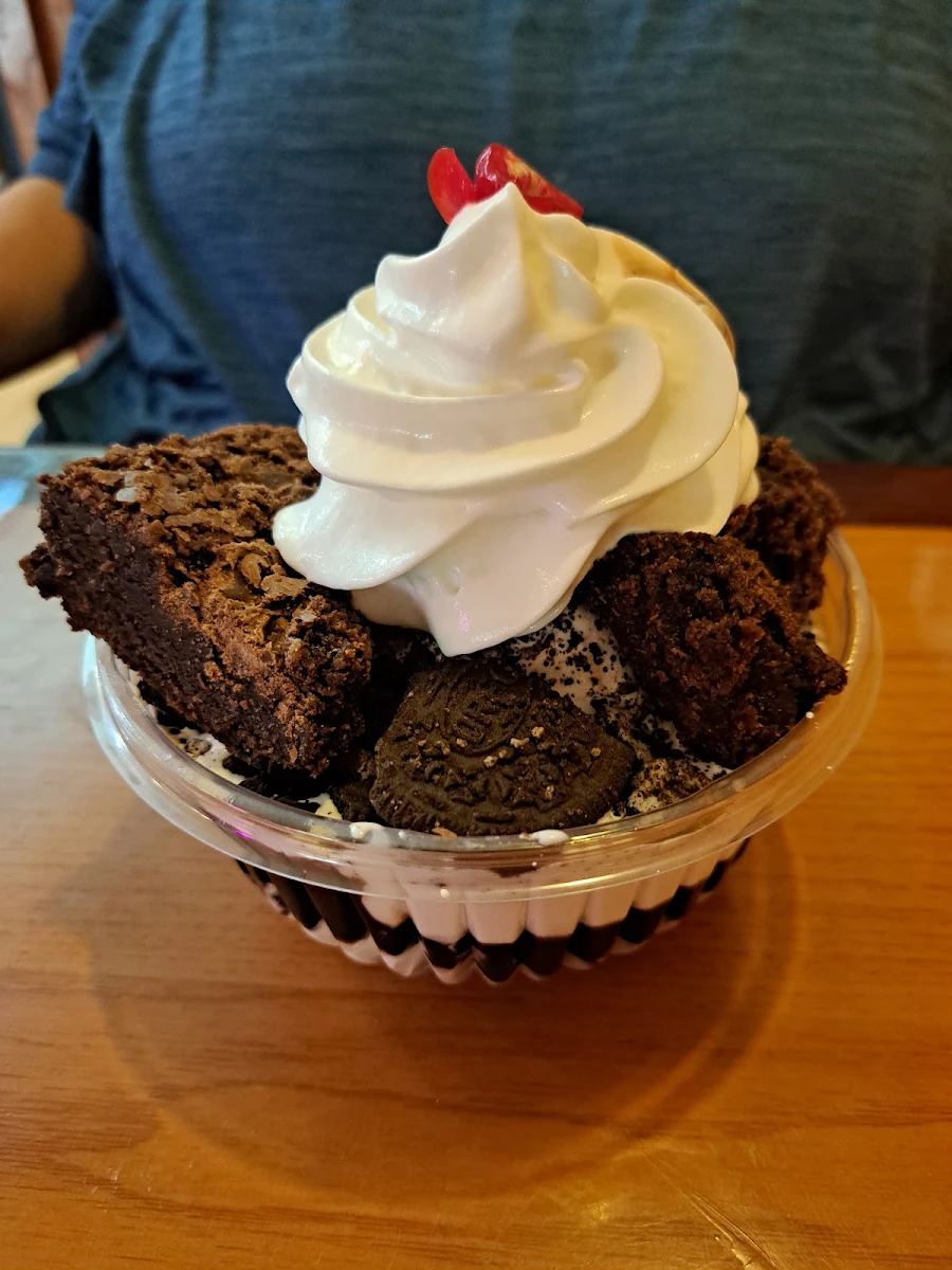 Brownie Sundae