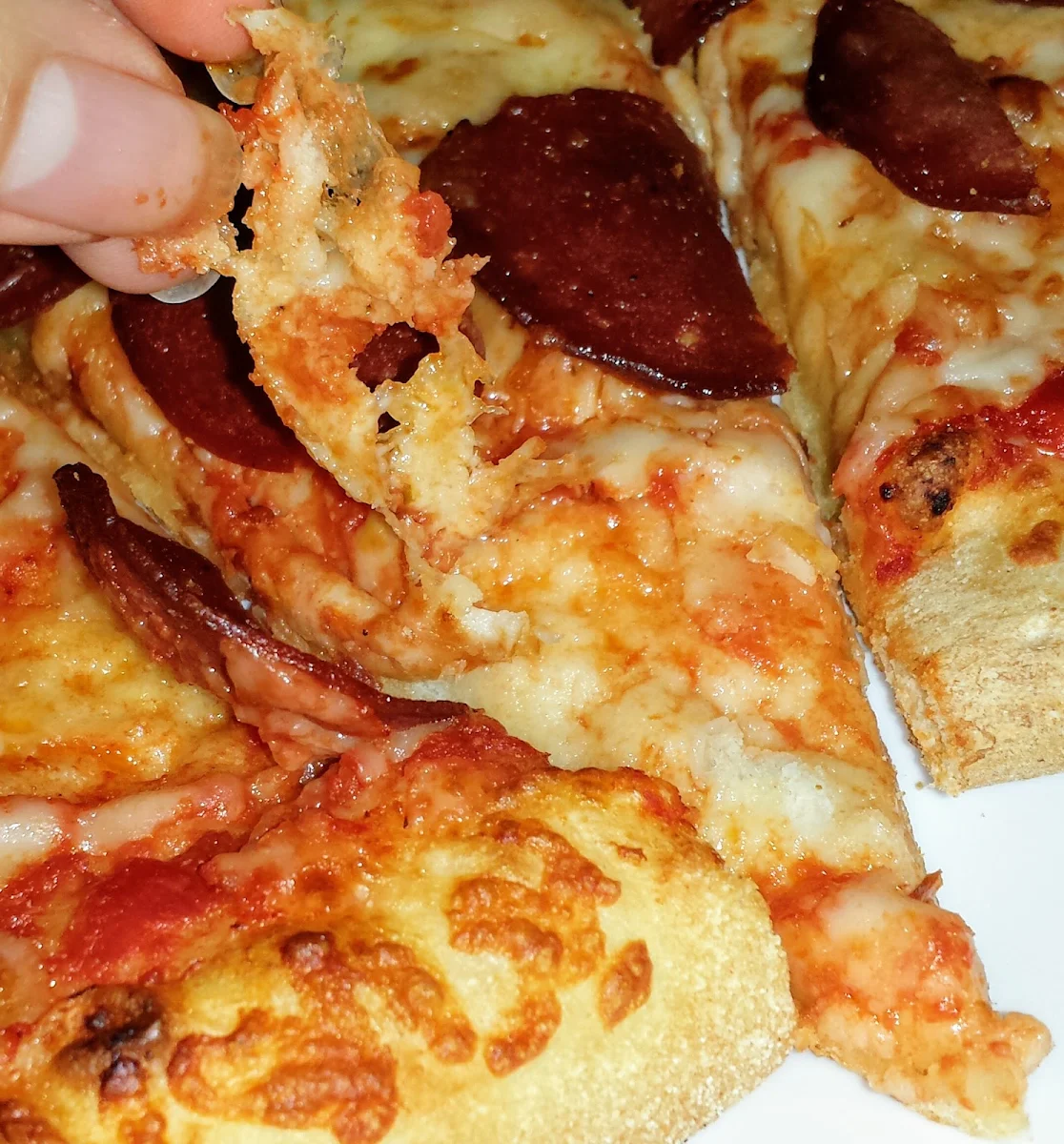 Céto Pepperoni, Pizza Pizza