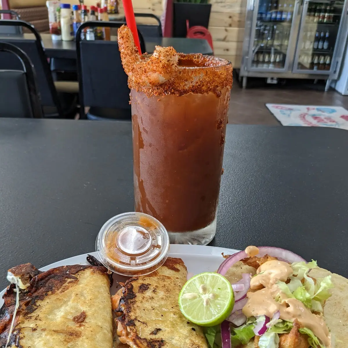 Tacos De Camaron Y Pescado