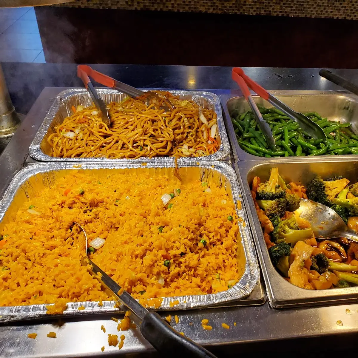 Fried Rice & Chicken & Broccoli with Garlic Sauce