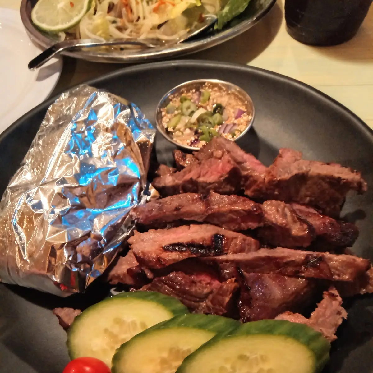 Crying Tiger Grilled Beef w Rice