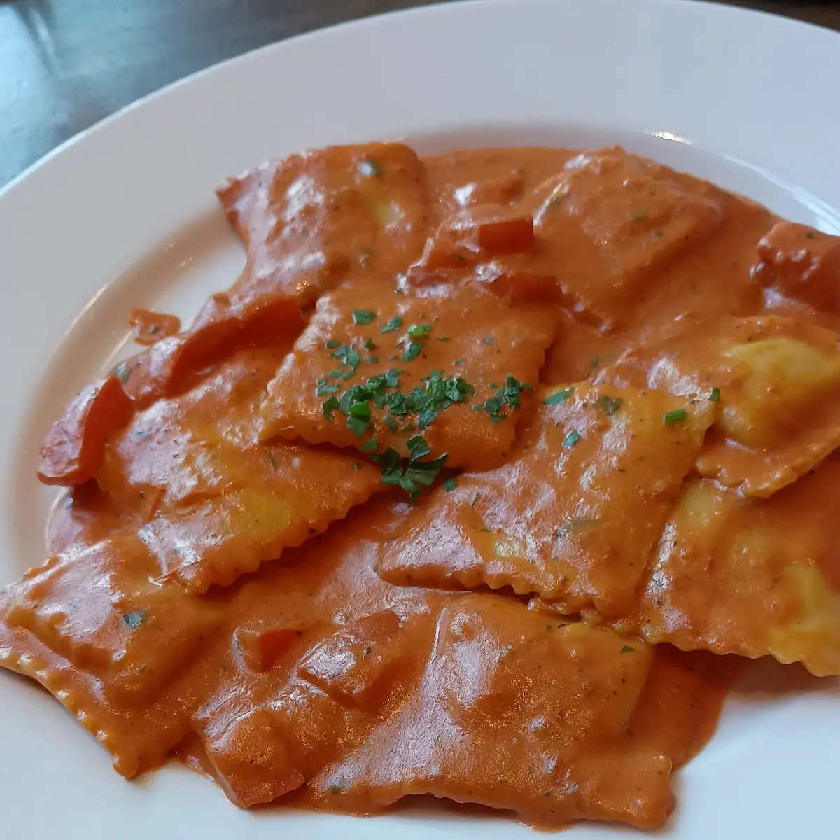 Spinach Cheese Tomato Filling, Spago Caesars Windsor