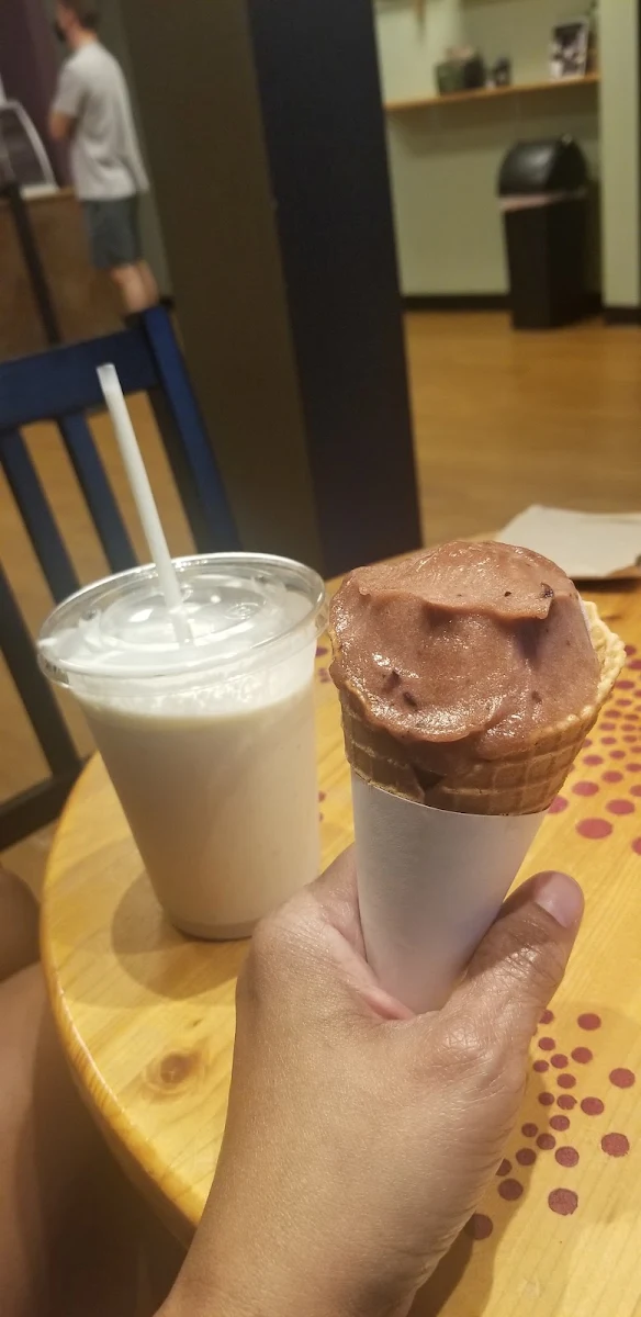 Vanilla Milkshake Mixed Berry Sorbet
