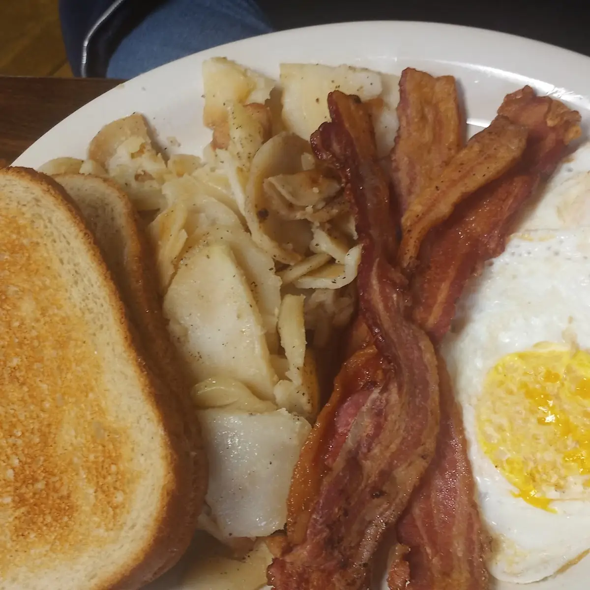 Eggs Bacon Homefries & Toast