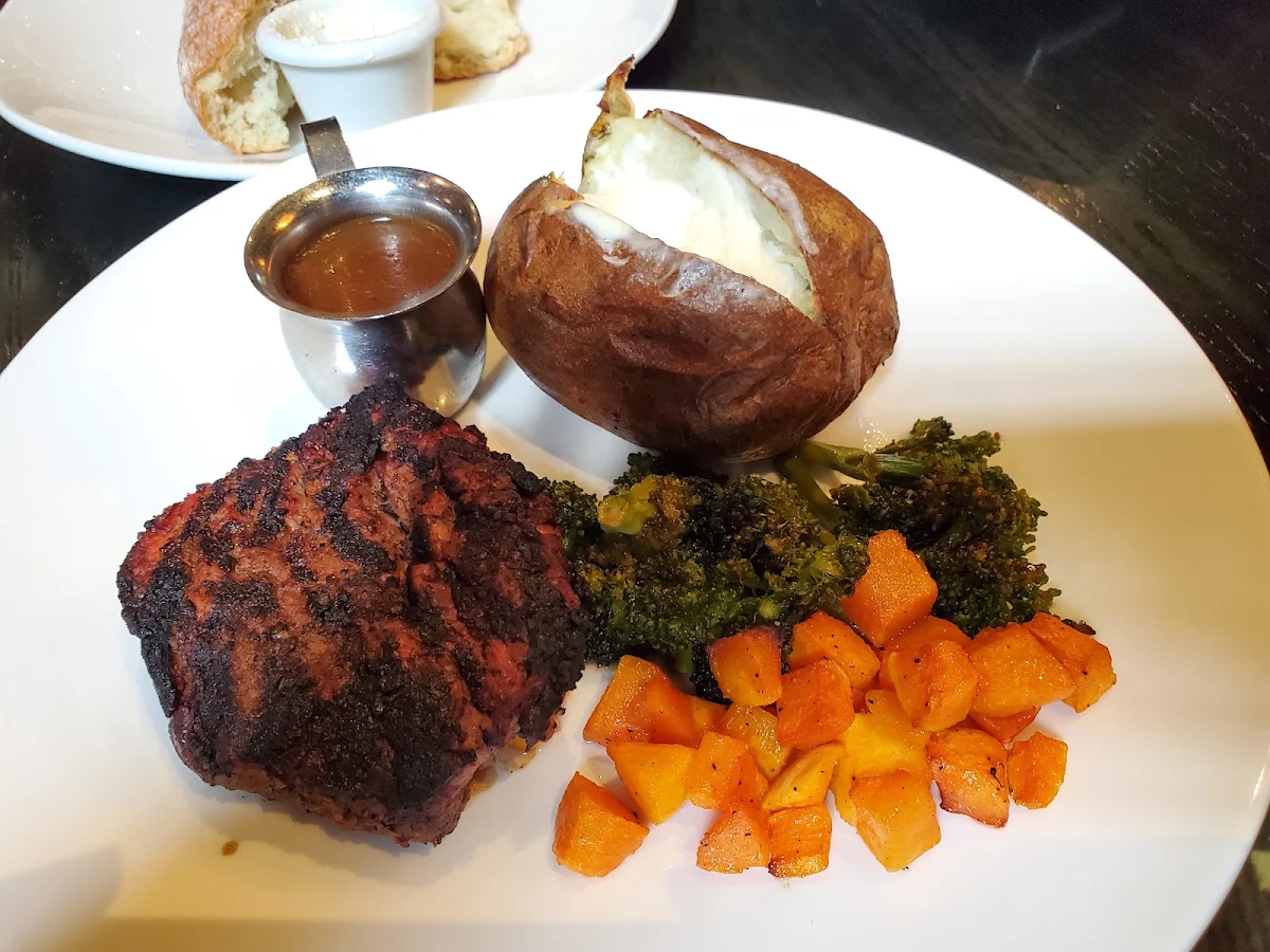 Filet Mignon with Twice Baked Potato