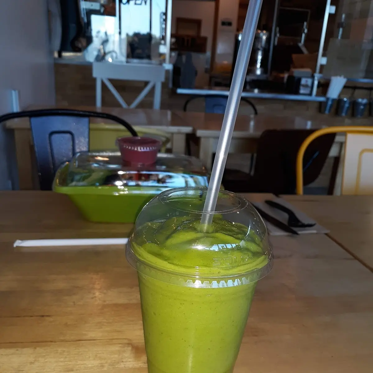 Avocado and Green Smoothie