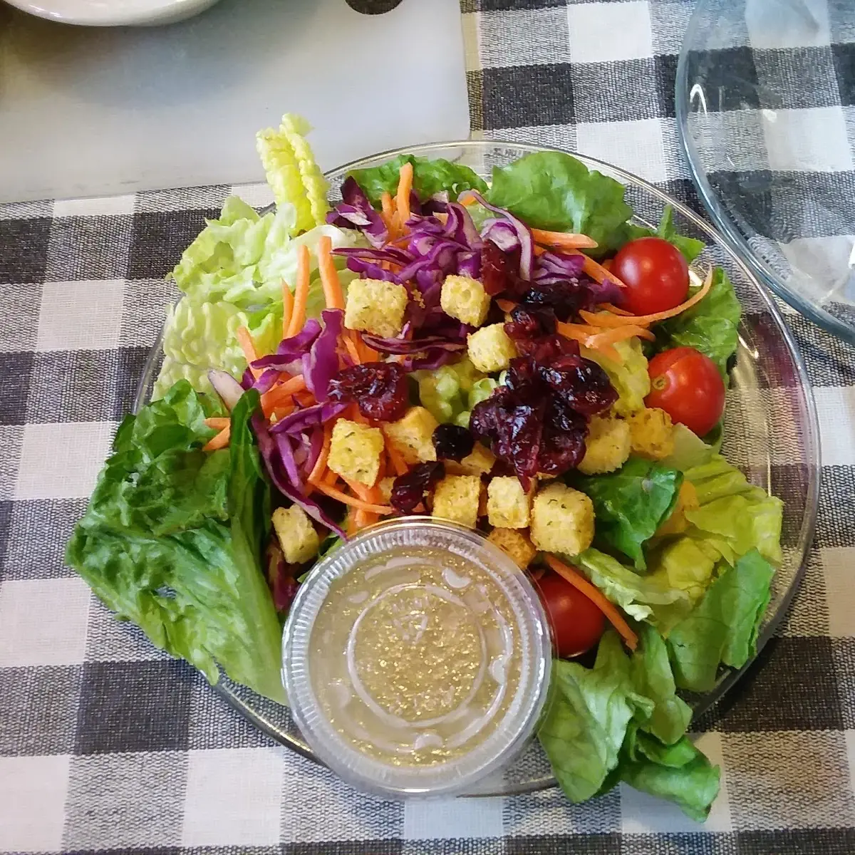 House Salad with Italian Dressing