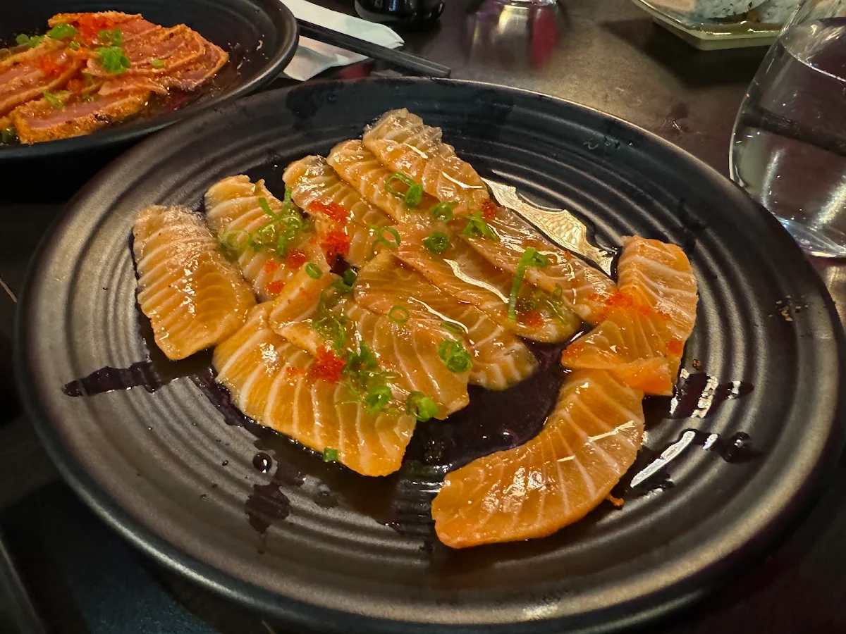 Salmon Tataki, Sushi Hin
