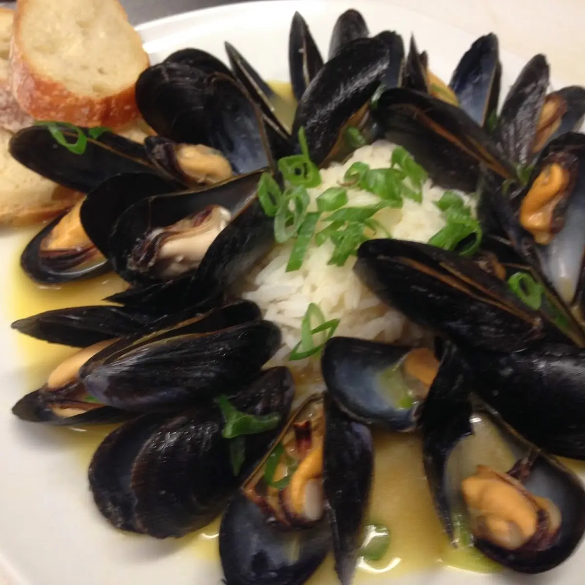 De I Mussels in Passion Fruit