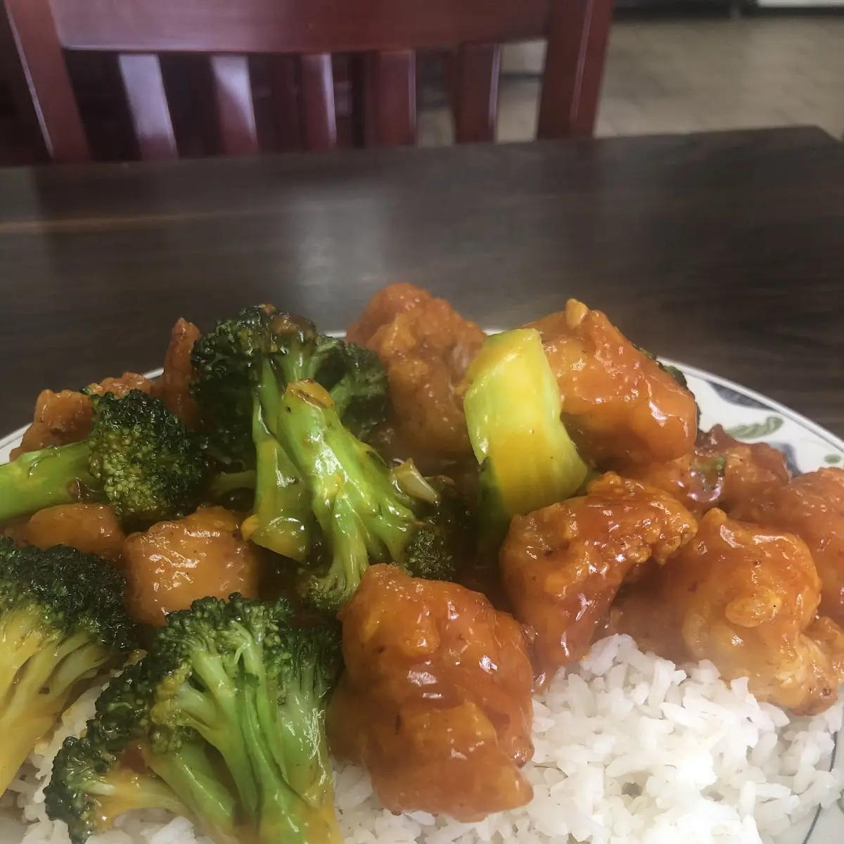 27 Broccoli w BBQ Pork