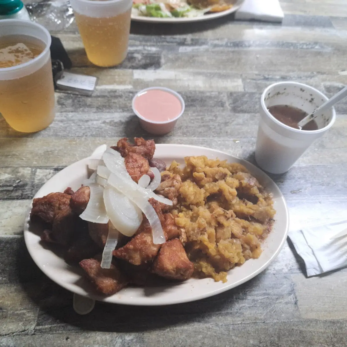 Carne Frita Con Mofongo