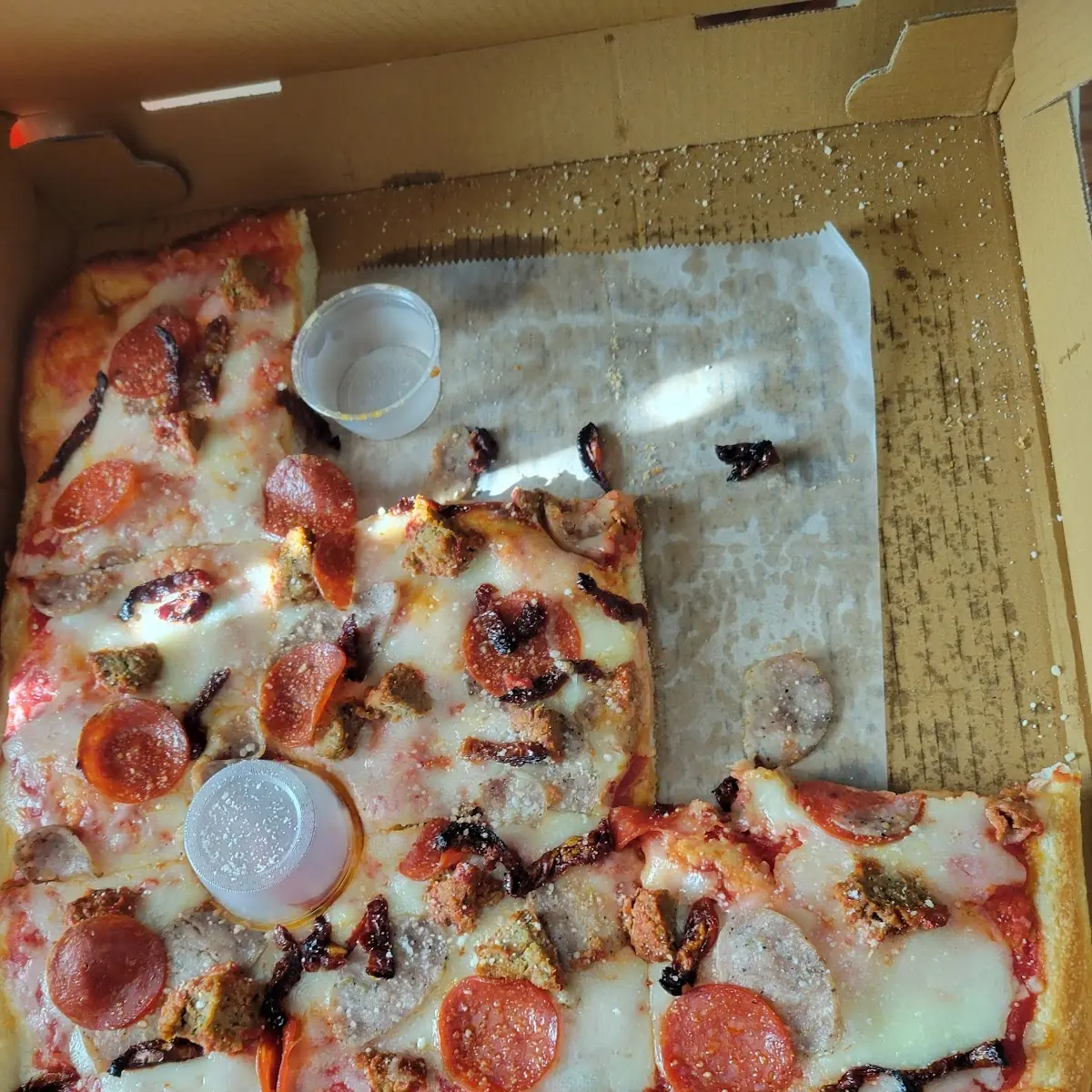 Cecilian Pan Pizza