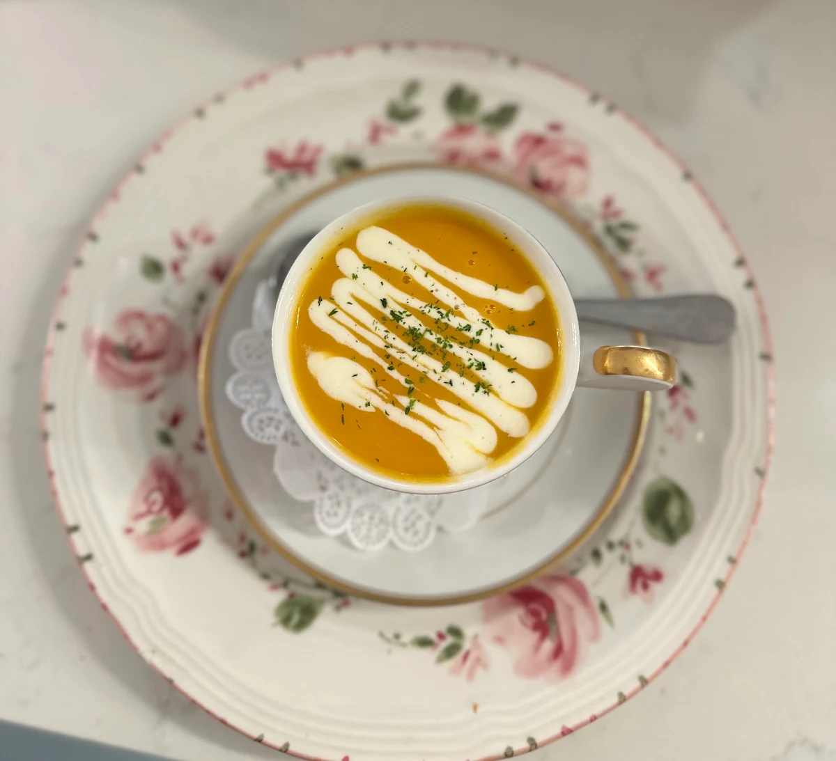 White Winter Velvet Soup