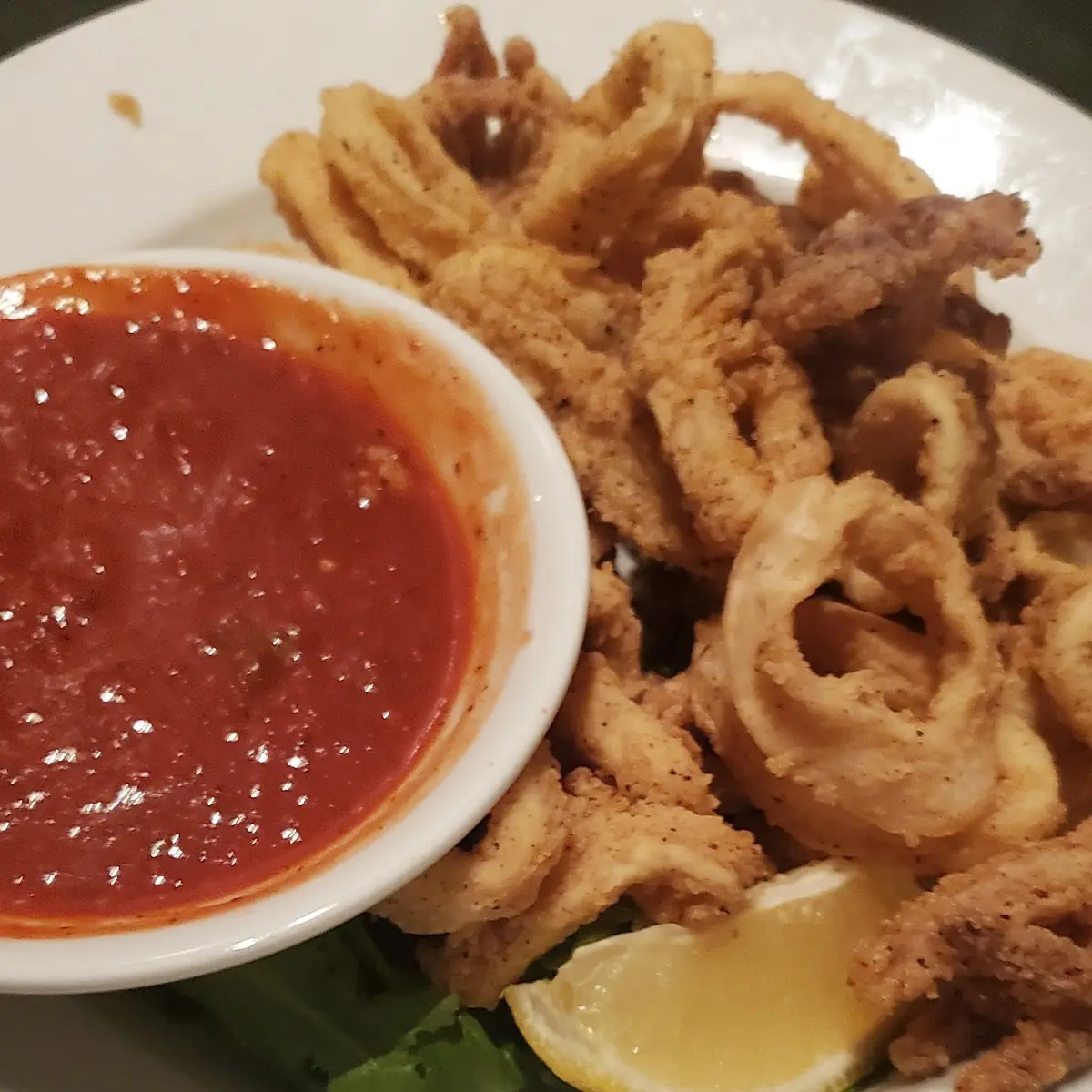 Fried Calamari Rings with Dipping Sauce