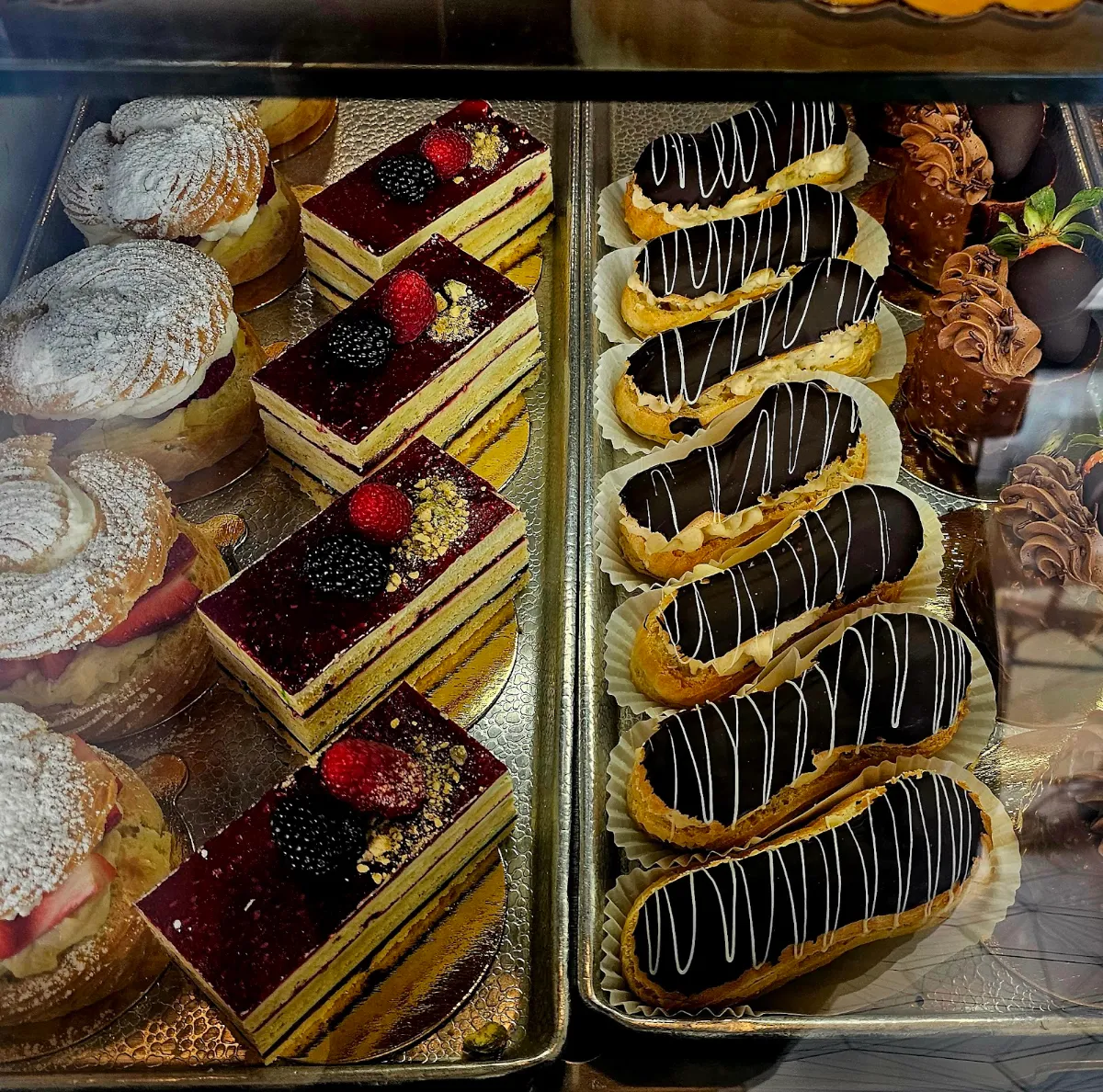 Elegant Mini French Pastries