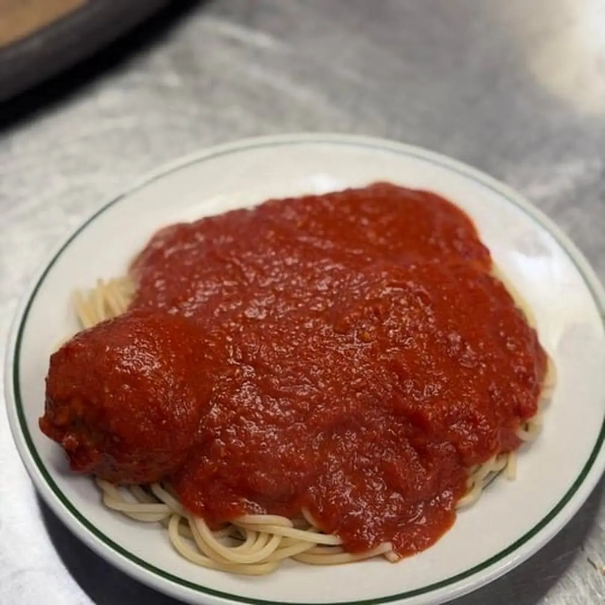 Breaded Veal Parmesan w Spaghetti