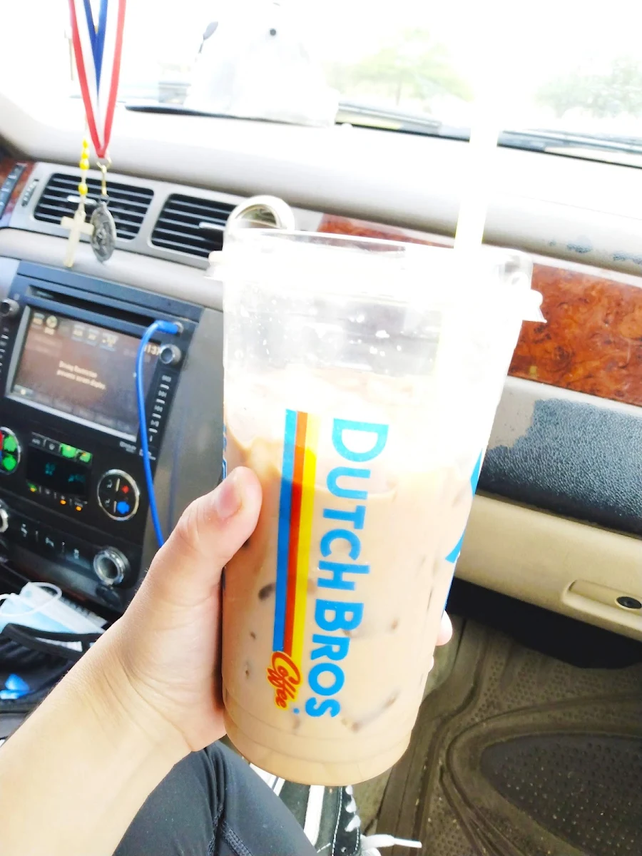 Iced Caramel Macchiato