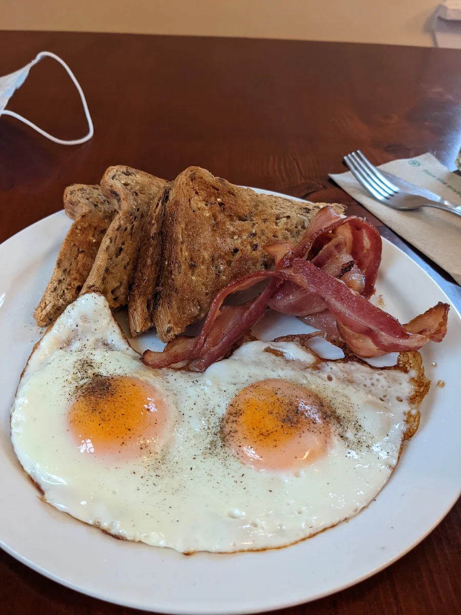 Eggs Bacon and Toast, Coho Joe Cafe & BnB