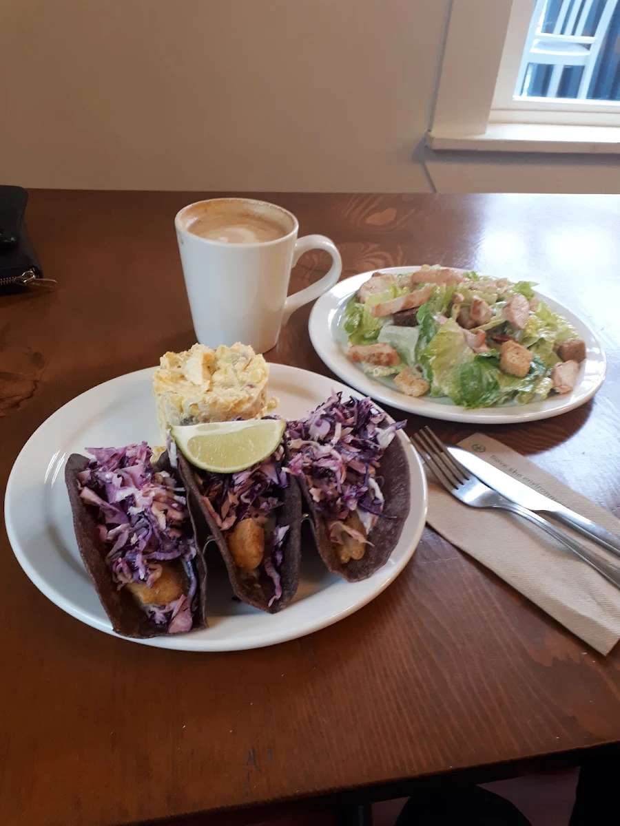Highlights, Coho Joe Cafe & BnB