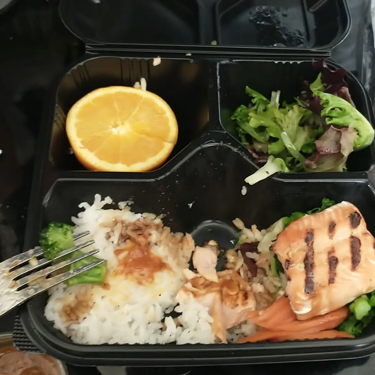 Grilled Salmon with Rice and Veggies