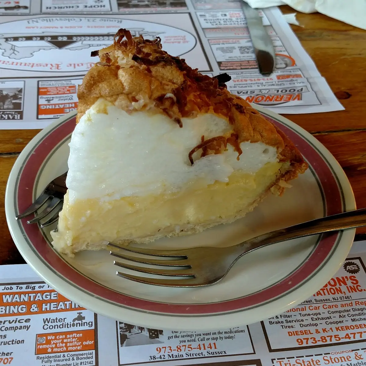Homemade Coconut Cream Pie