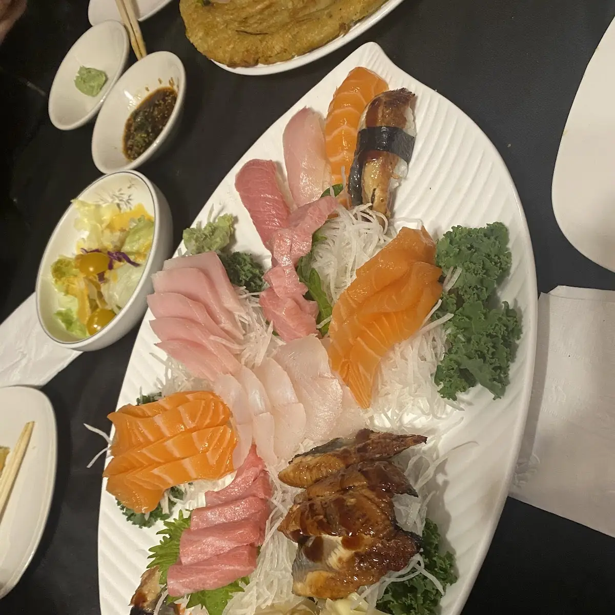 Sushi Sashimi Combo Deluxe