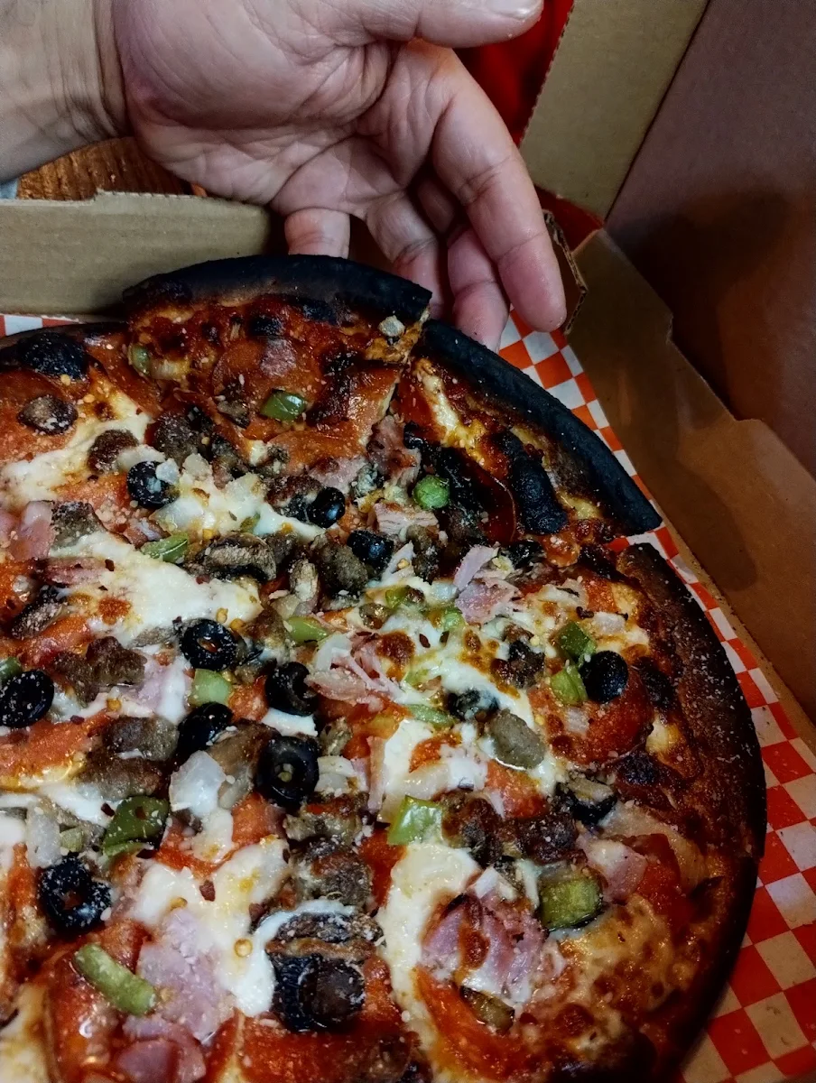 A Crappy Burnt Pizza