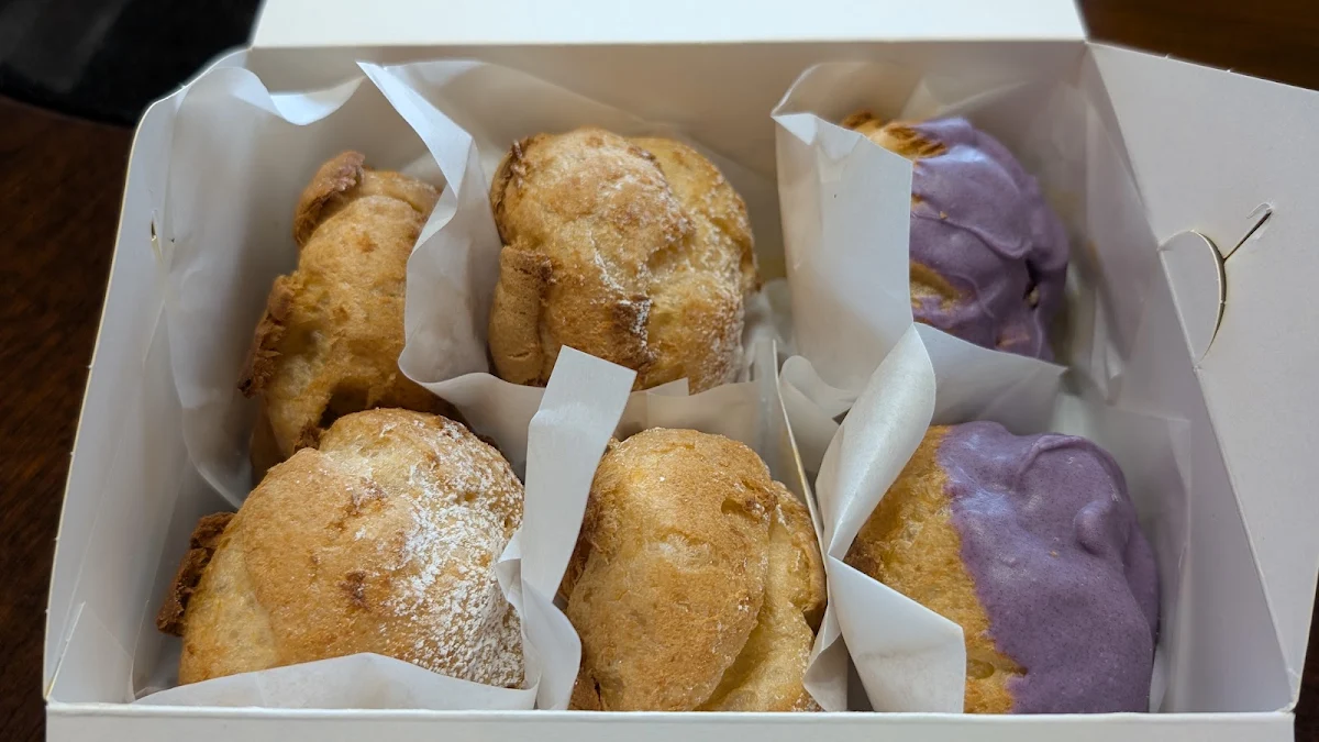 Cream Puff 6 Pack