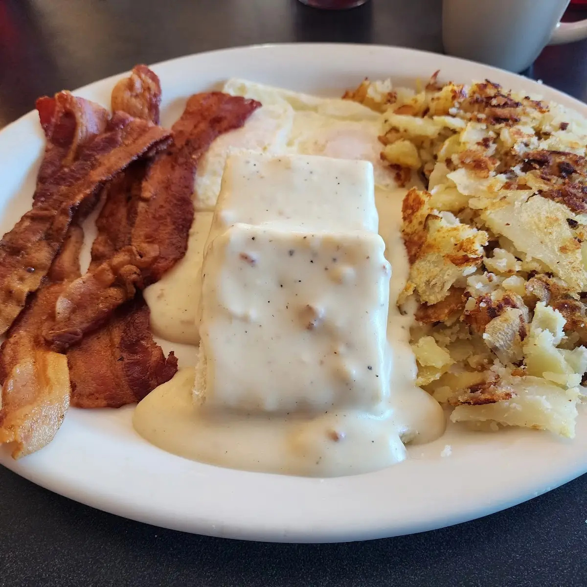 Half Order with 2 Eggs & Hash Browns