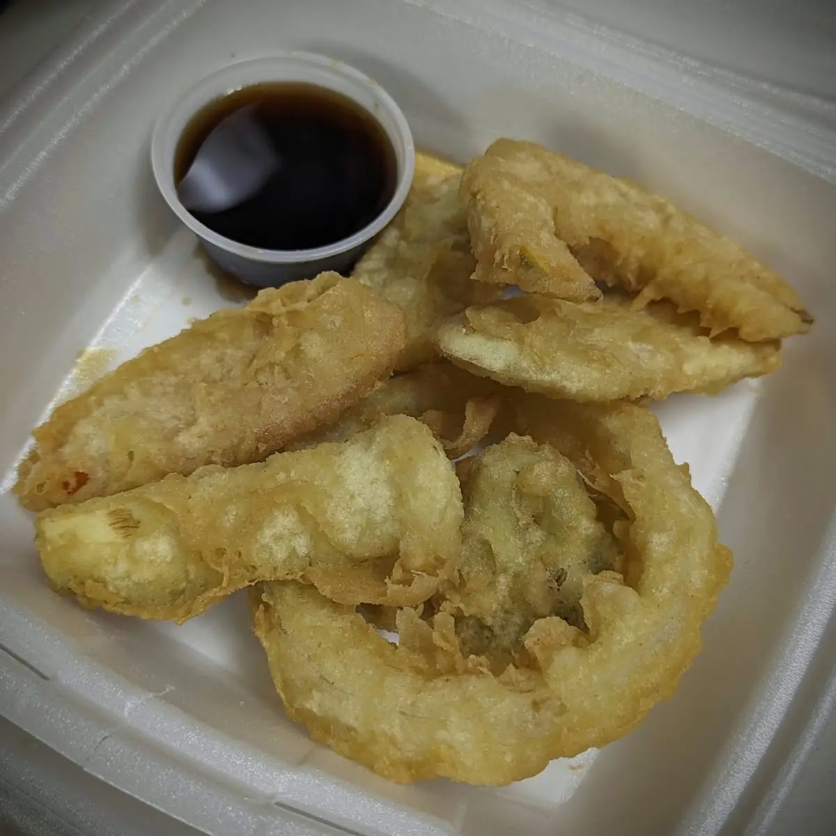 4x Deep Fried Gyoza w Rocklin Roll