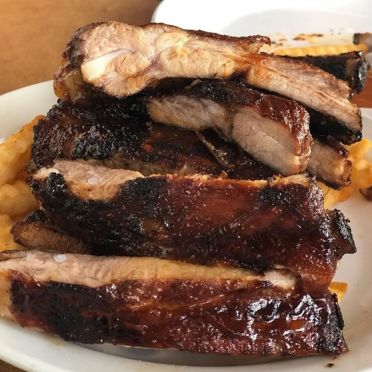 Ribs & Fries, Tommy's Bar-B-Q