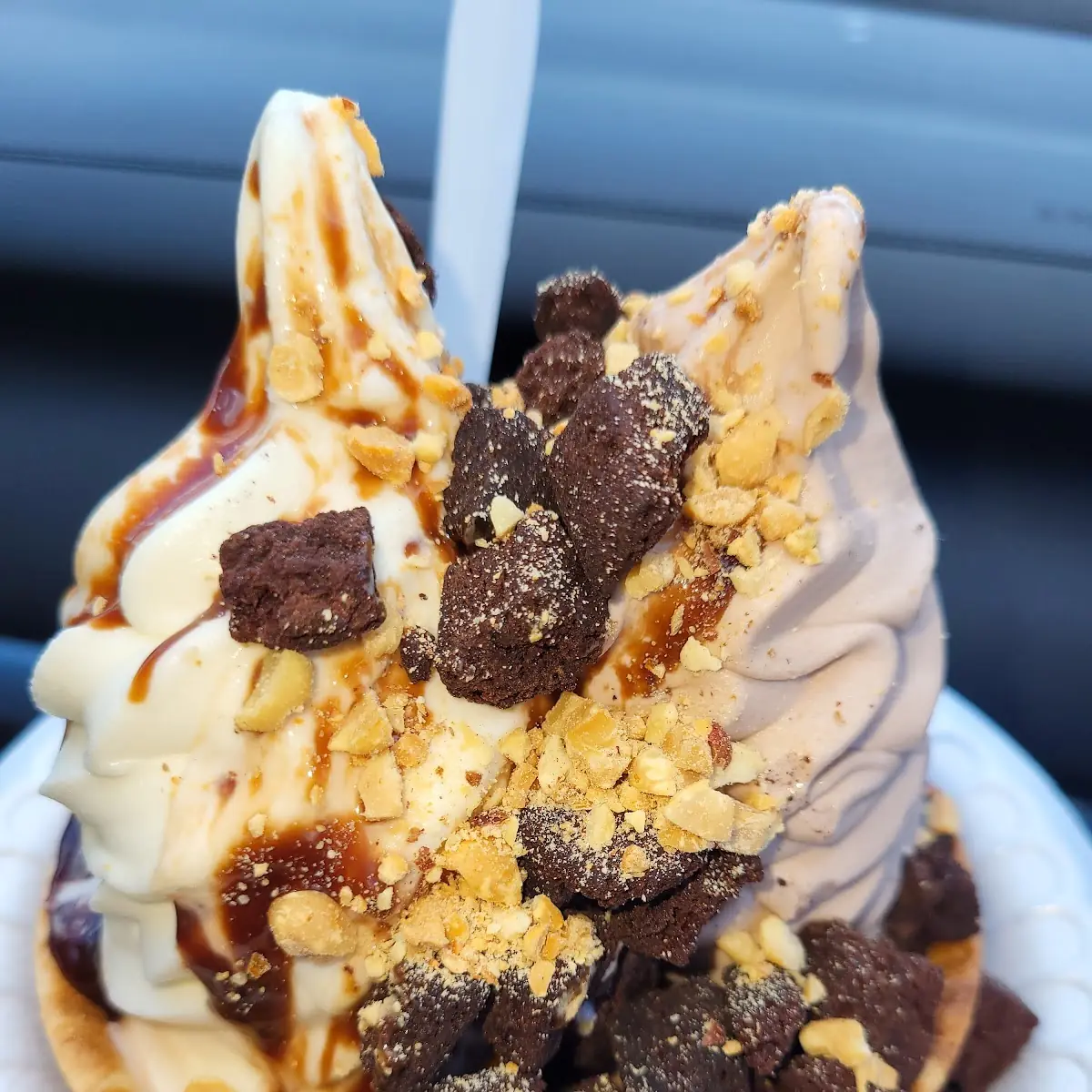 Nuddy Buddy Brownie Sundae