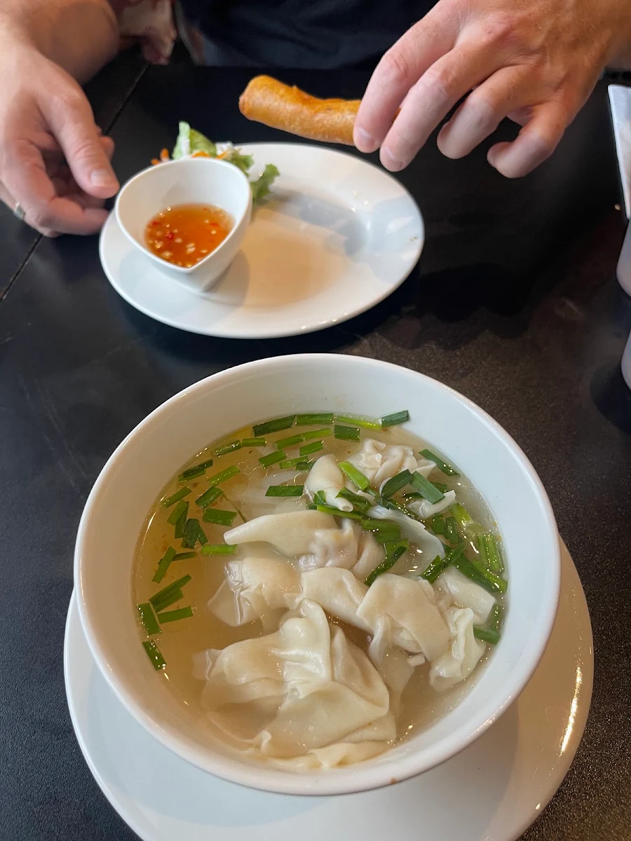 Soupe Wonton / Súp Hoành Thánh