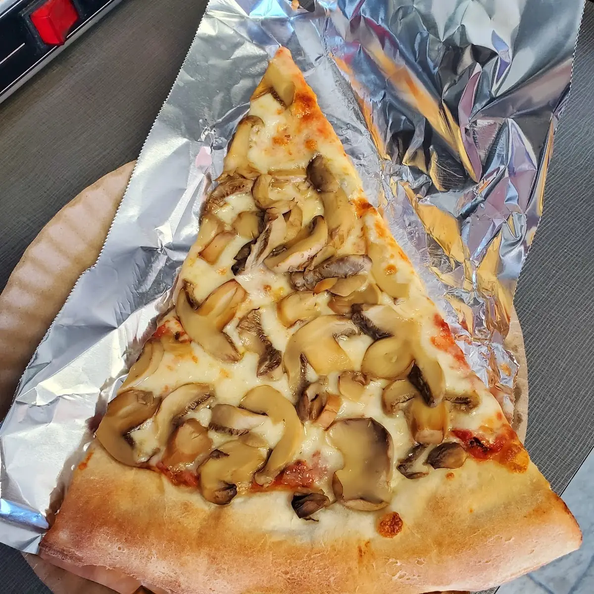 Mushroom Pizza