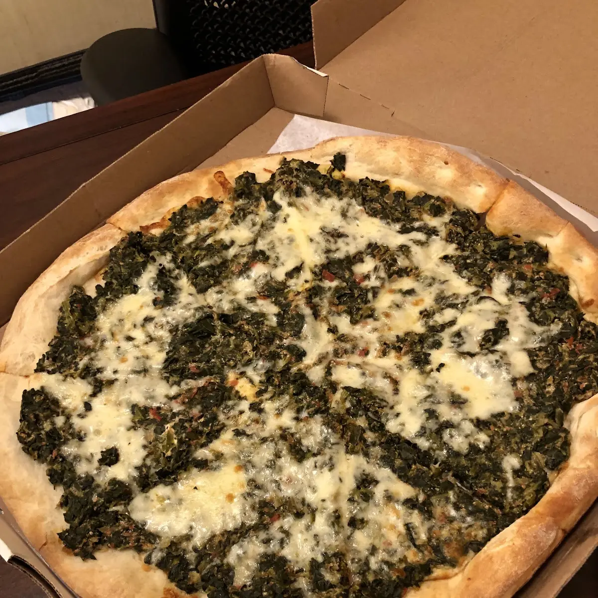Spinach White Pizza