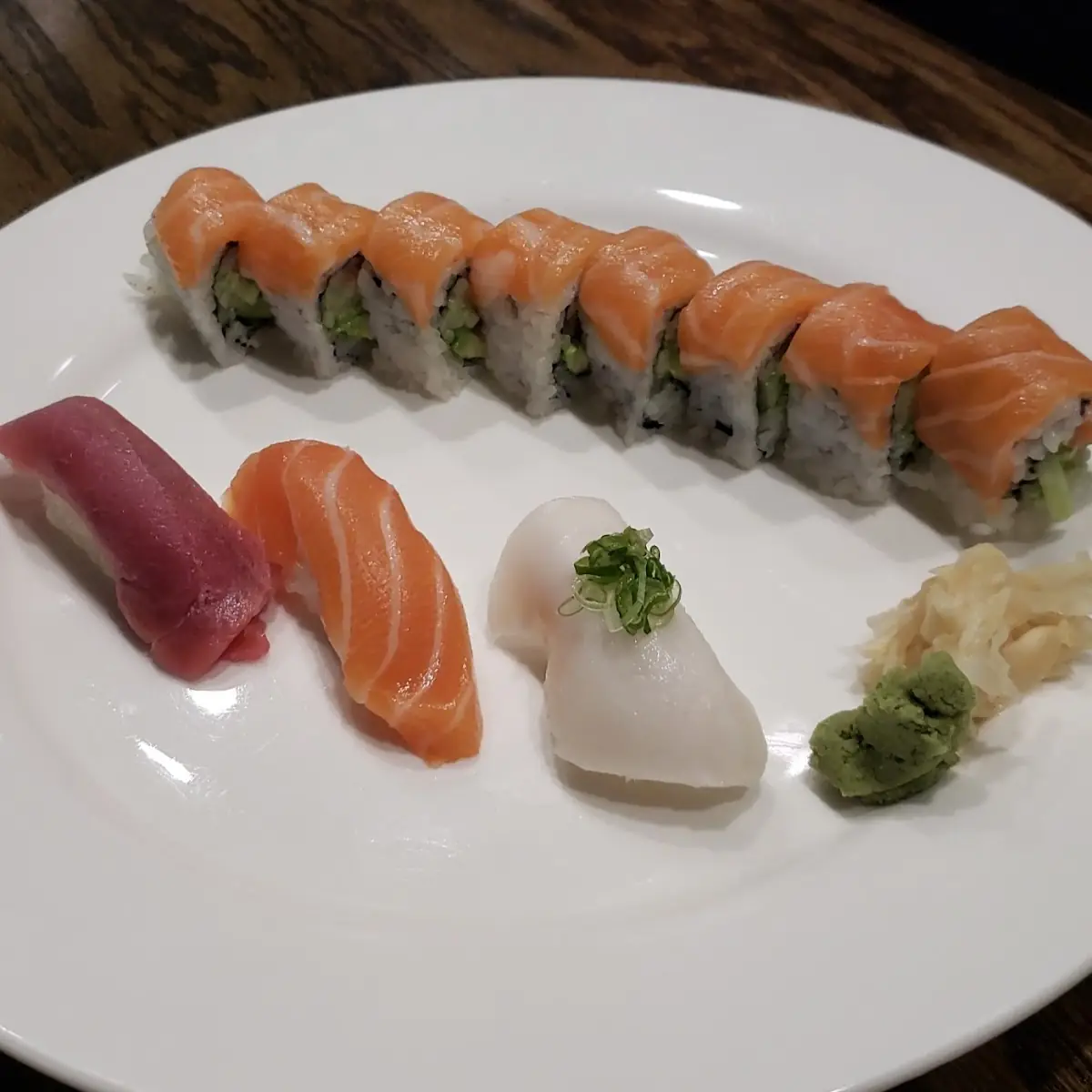 Bobby Roll & Assorted Sushi