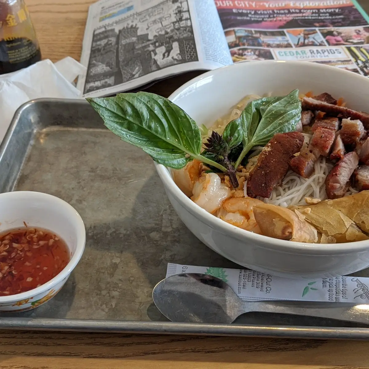 Bún Chả Giò ĐẶC Biệt - Saigon's Corner Vermicelli Special