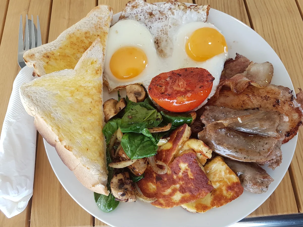 Sunday BBQ Breakfast, Cornerstone Cafe
