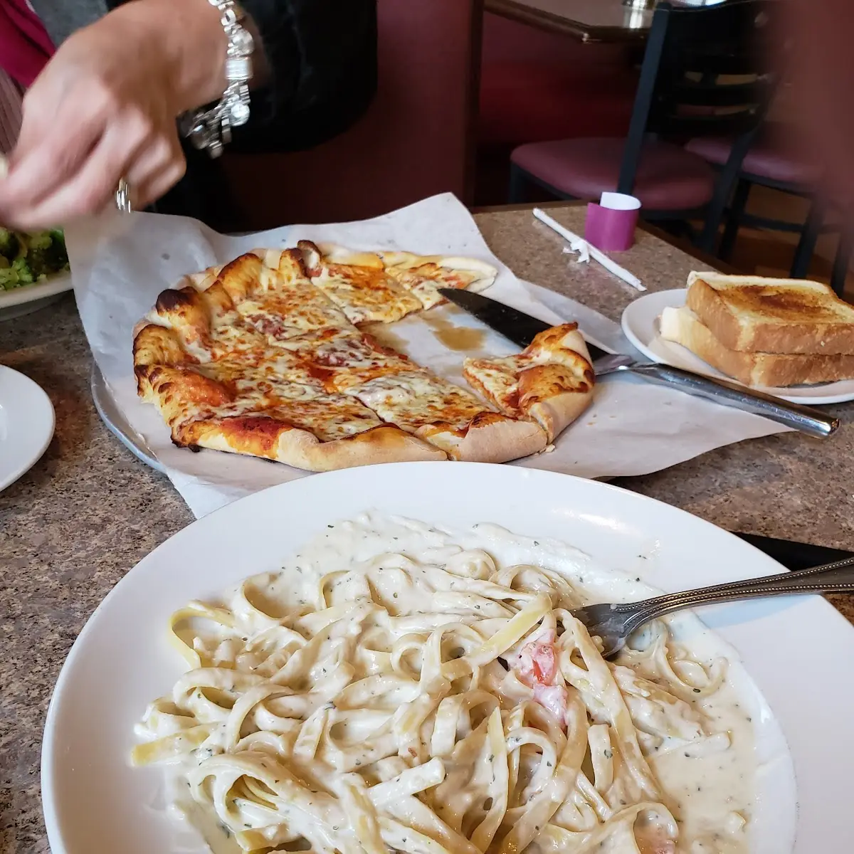 Fettuccine Alfredo