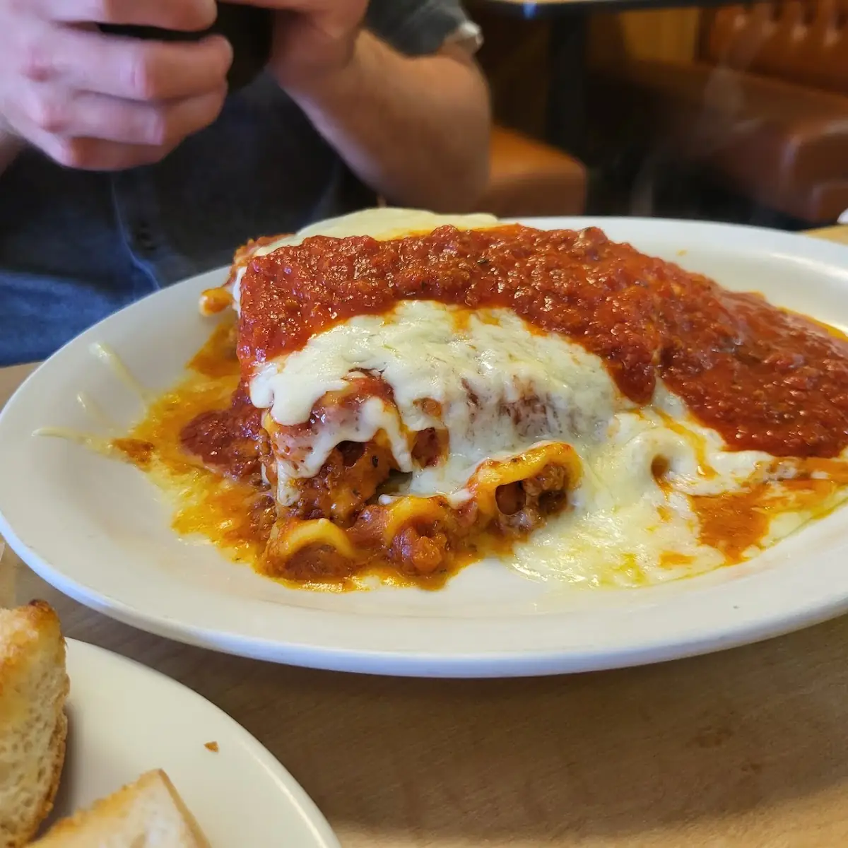 Lasagna with Garlic Bread