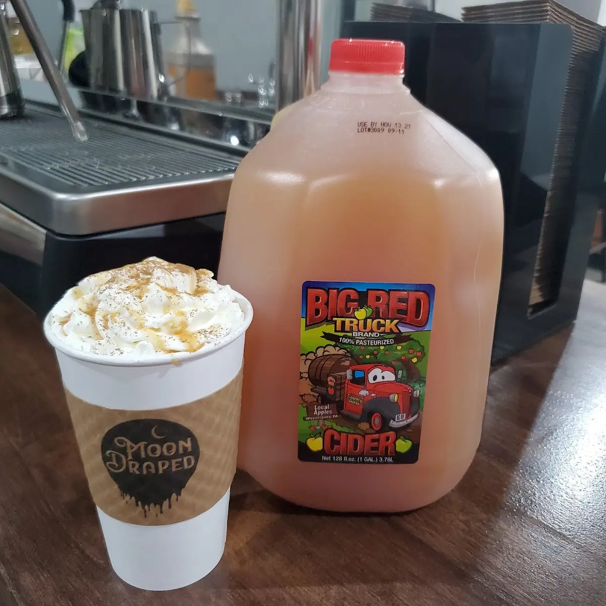 Hot White Chocolate with Cinnamon Sugar Sprinkle