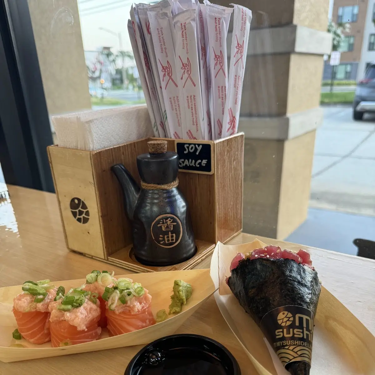 Spicy Tuna Hand Roll