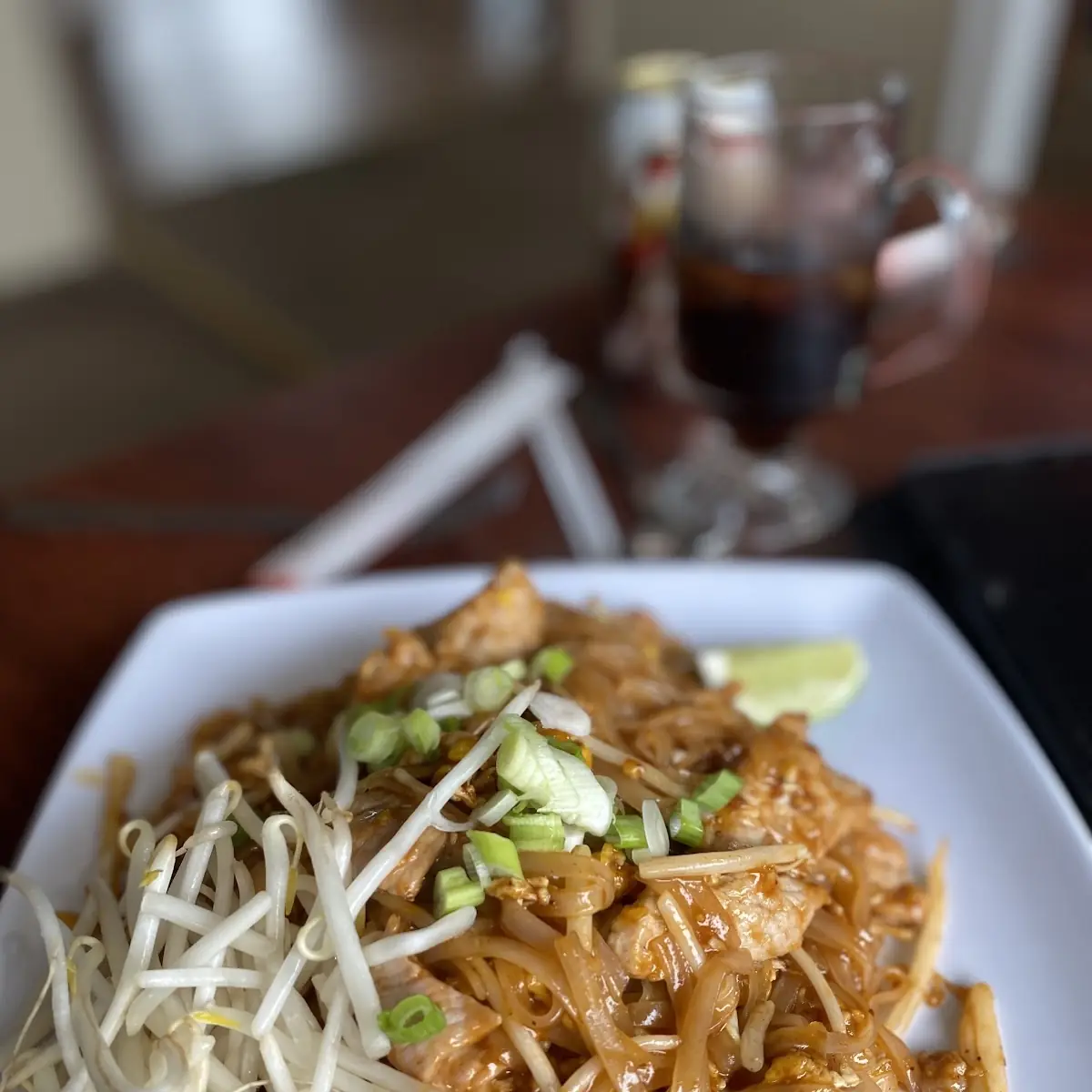 Hot Thai tea