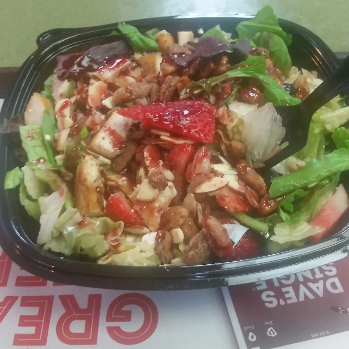 Berry Burst with Raspberry Vinagret Salad Dressing