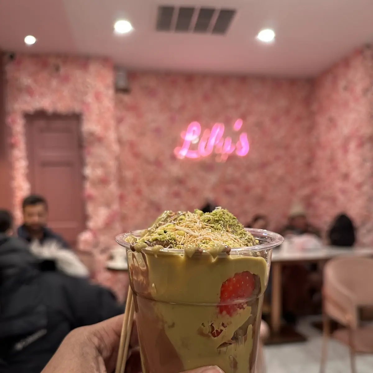 Dubai Chocolate Covered Strawberry