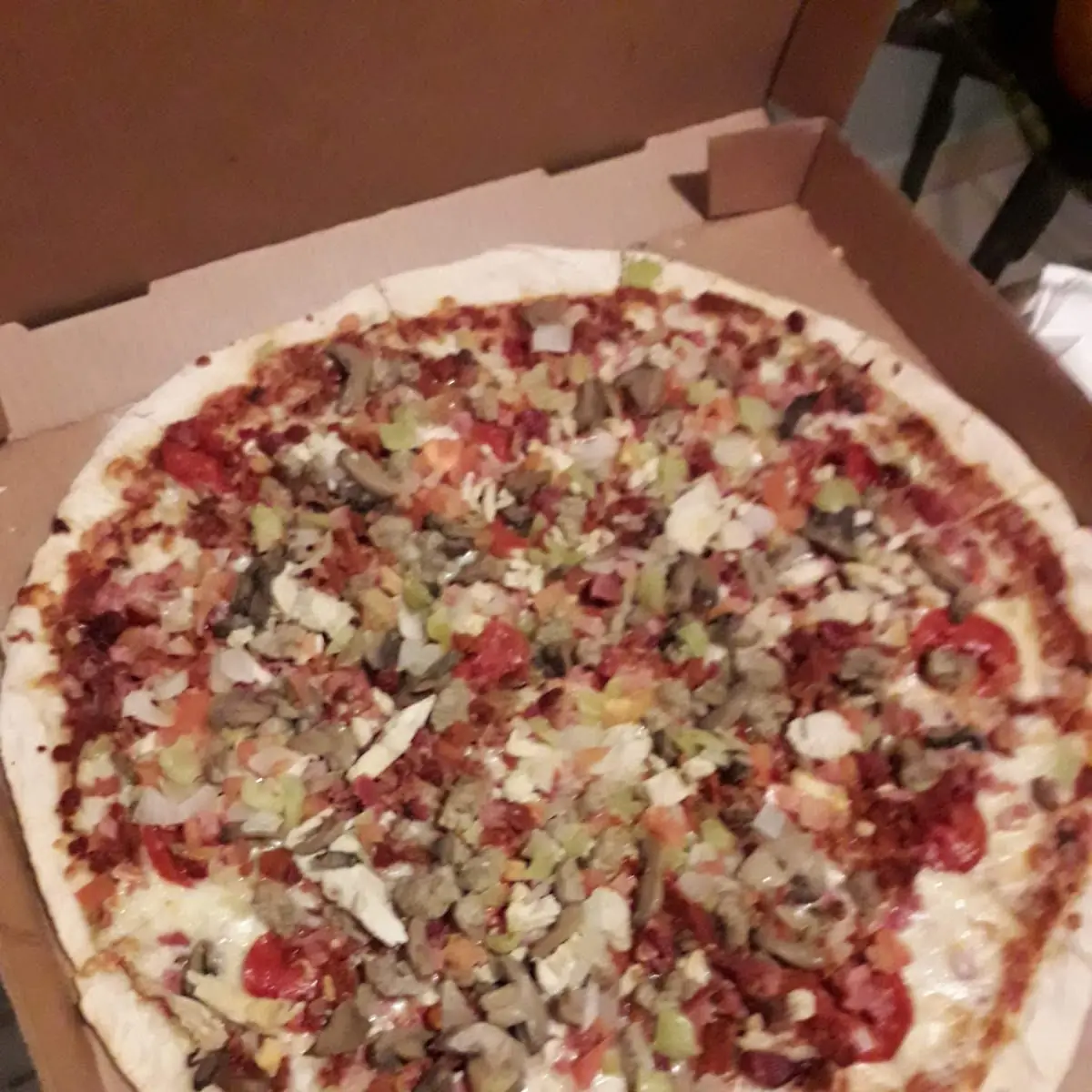 Una Pizza Con Todo