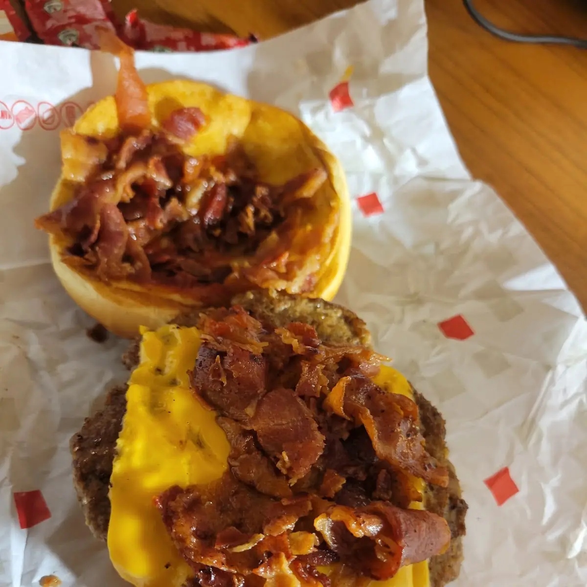 Bacon Cheeseburger